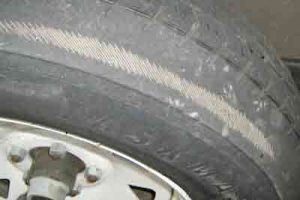 Signs That Your Vehicle Need a New Tire