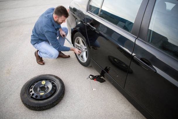 How Far Can You Drive On A Flat Tire Before Damaging The Rim